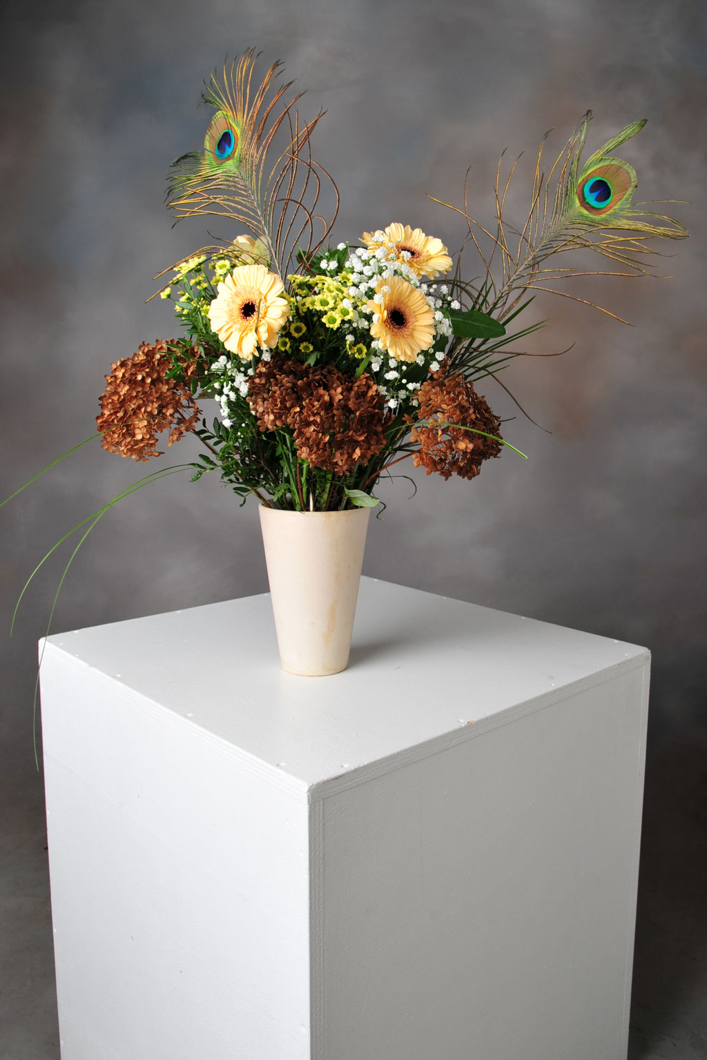 2018: "naked FLOWER" - limited Edition of 3 - 80x120cm | 190g/m² Hahnemühle Büttenpapier - je 610,00€