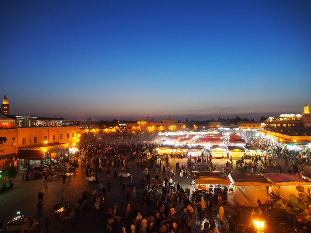 Marrekesch: der berühmte Platz Djemaa el Fna