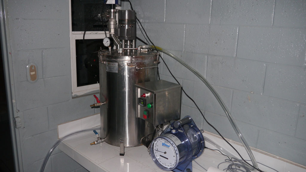 planta piloto para gallinaza producción de biogas
