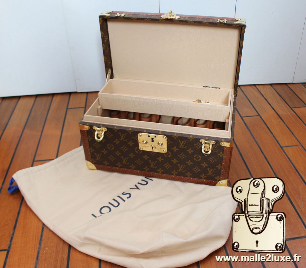 Vanity boite à bouteille Louis Vuitton M21822 - Dernier prix connu avant arret de la production : 7000 euros