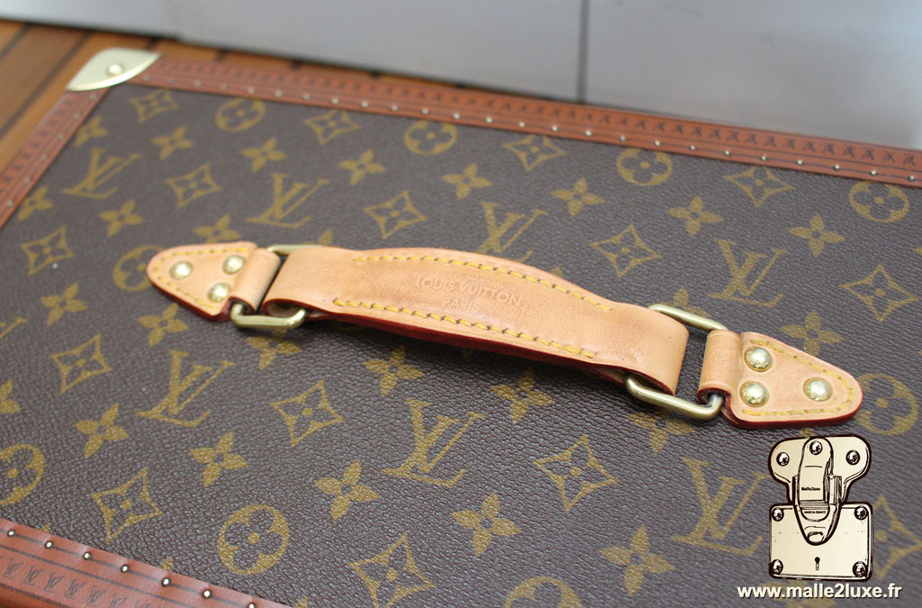 Vanity boite à bouteille Louis Vuitton M21822 - Dernier prix connu avant arret de la production : 7000 euros