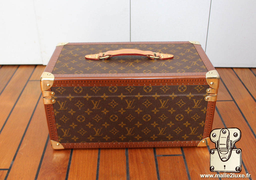 Vanity boite à bouteille Louis Vuitton M21822 - Dernier prix connu avant arret de la production : 7000 euros