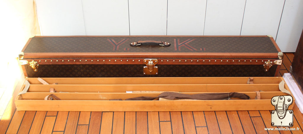 Louis Vuitton trunk 1931 fishing rod