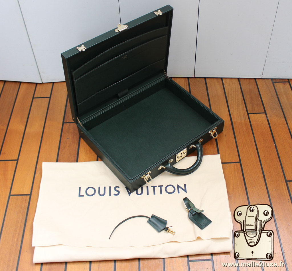 VALISE LOUIS VUITTON DIPLOMATE CLASSEUR CUIR VERT 1993 - M54173