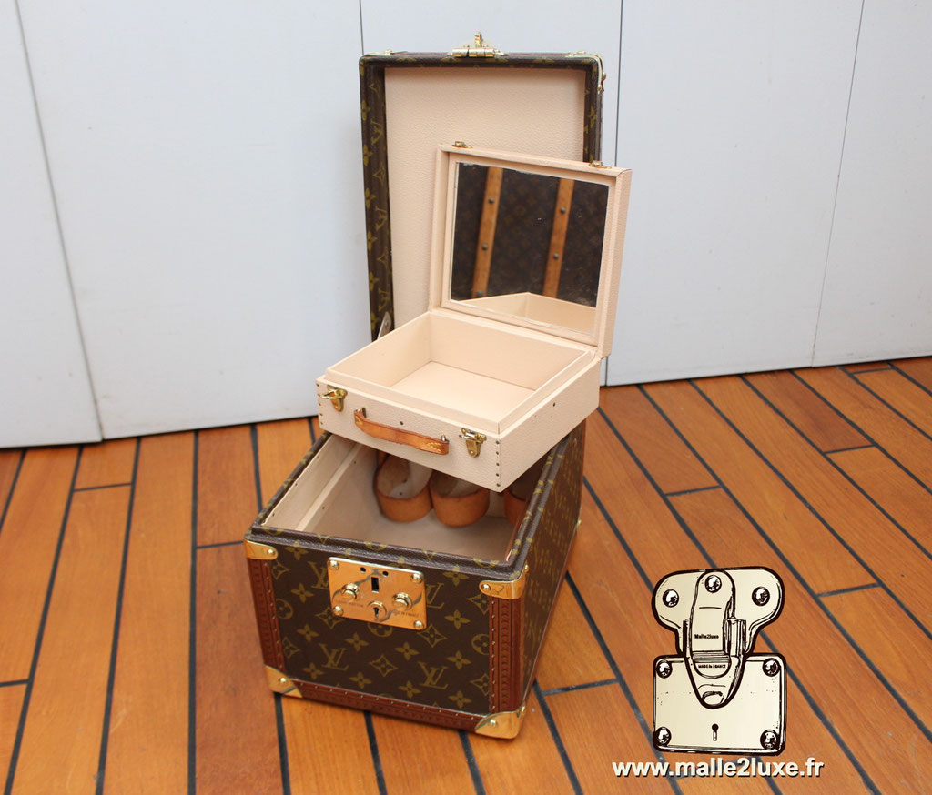 Années : 1978   Modèle : Vanity - boîte à flacon - M21828    Prix du neuf chez louis vuitton : 5 900 euros