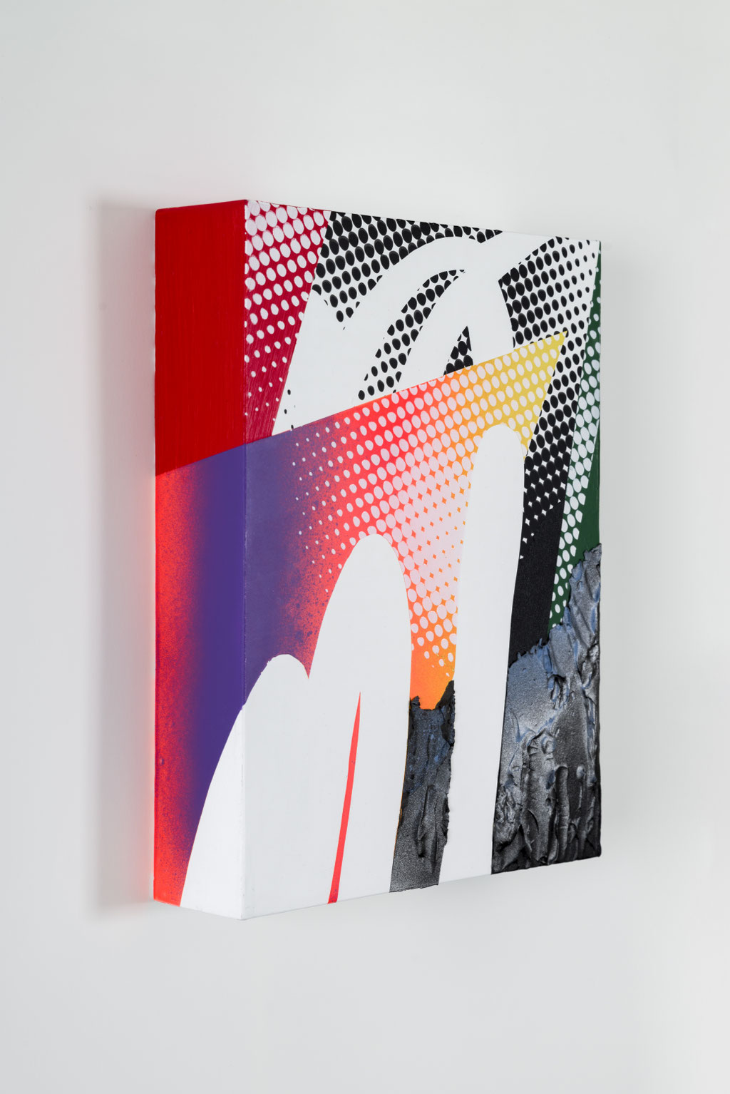 components of FORM-Pop/2019/H273xW220xD50mm/wood panel,cotton cloth,acrylic,splay/photo by Saki Maebata
