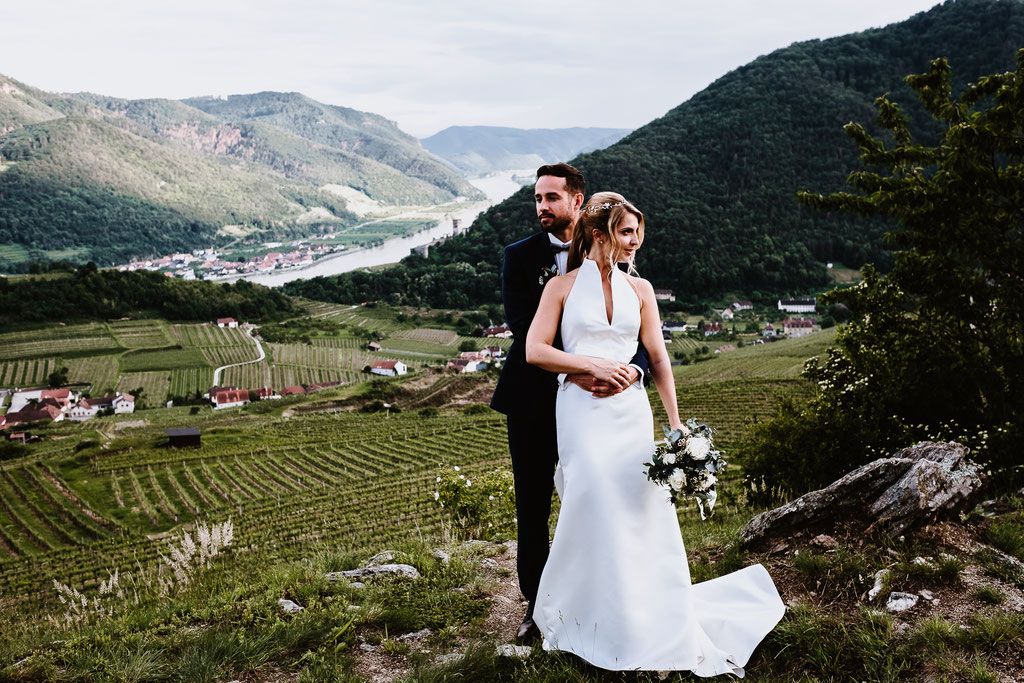 Weddingphotographer Wedding Hochzeit Hochzeitsfotografen Schloss Spitz an der Donau Wien Wachau Vintage Boho Weingarten Vineyard mrsrmrgeen mrsmrgreen.at Fotografen Exklusiv