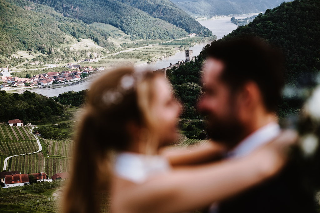 Weddingphotographer Wedding Hochzeit Hochzeitsfotografen Schloss Spitz an der Donau Wien Wachau Vintage Boho Weingarten Vineyard mrsrmrgeen mrsmrgreen.at Fotografen Exklusiv