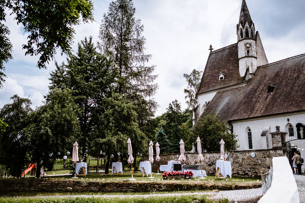 Weddingphotographer Wedding Hochzeit Hochzeitsfotografen Weingut Bründlmayer Wien Wachau Langenlois Vintage Boho Weingarten Vineyard mrsrmrgeen mrsmrgreen.at Fotografen Exklusiv