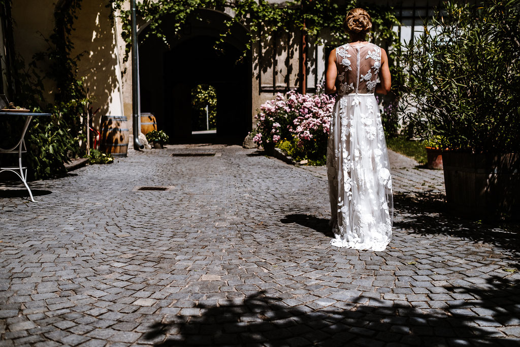 Weddingphotographer Wedding Hochzeit Hochzeitsfotografen Schloss Gut Oberstockstall Salomon Wien Wachau Kirchberg Vintage Boho Weingarten Vineyard mrsrmrgeen mrsmrgreen.at Fotografen Exklusiv