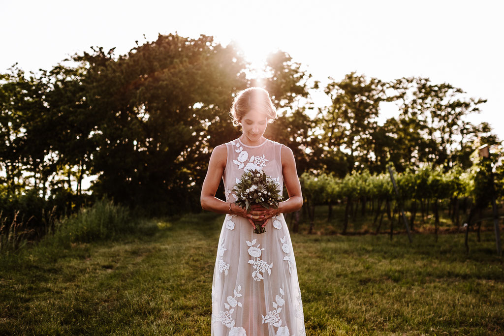 Weddingphotographer Wedding Hochzeit Hochzeitsfotografen Schloss Gut Oberstockstall Salomon Wien Wachau Kirchberg Vintage Boho Weingarten Vineyard mrsrmrgeen mrsmrgreen.at Fotografen Exklusiv