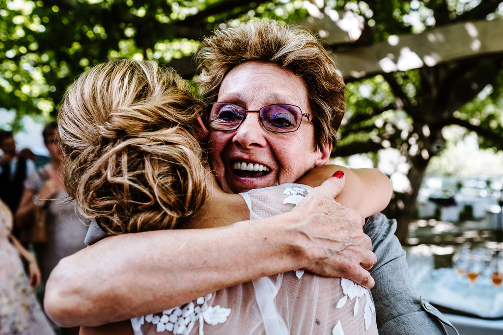 Weddingphotographer Wedding Hochzeit Hochzeitsfotografen Schloss Gut Oberstockstall Salomon Wien Wachau Kirchberg Vintage Boho Weingarten Vineyard mrsrmrgeen mrsmrgreen.at Fotografen Exklusiv