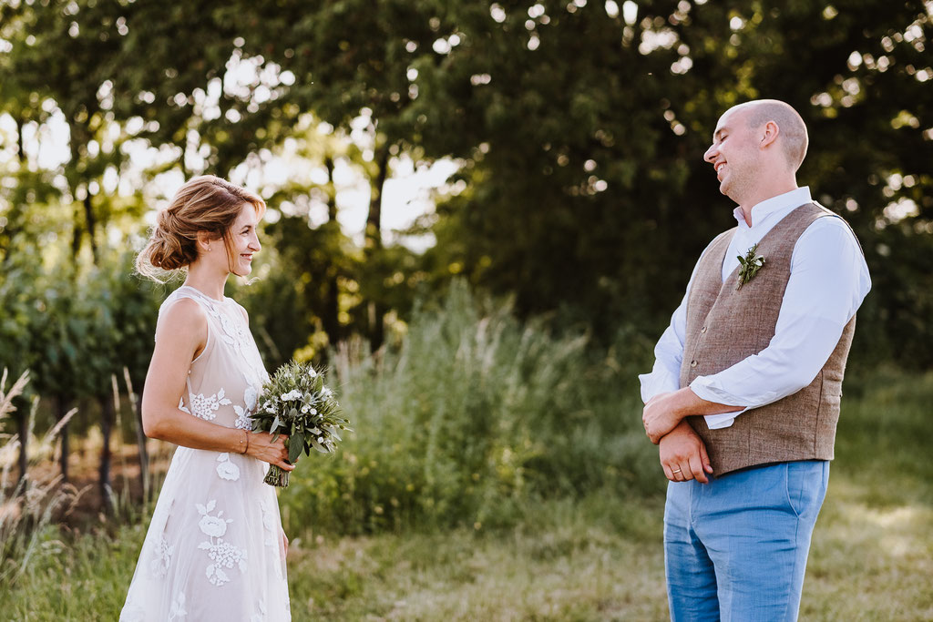 Weddingphotographer Wedding Hochzeit Hochzeitsfotografen Schloss Gut Oberstockstall Salomon Wien Wachau Kirchberg Vintage Boho Weingarten Vineyard mrsrmrgeen mrsmrgreen.at Fotografen Exklusiv