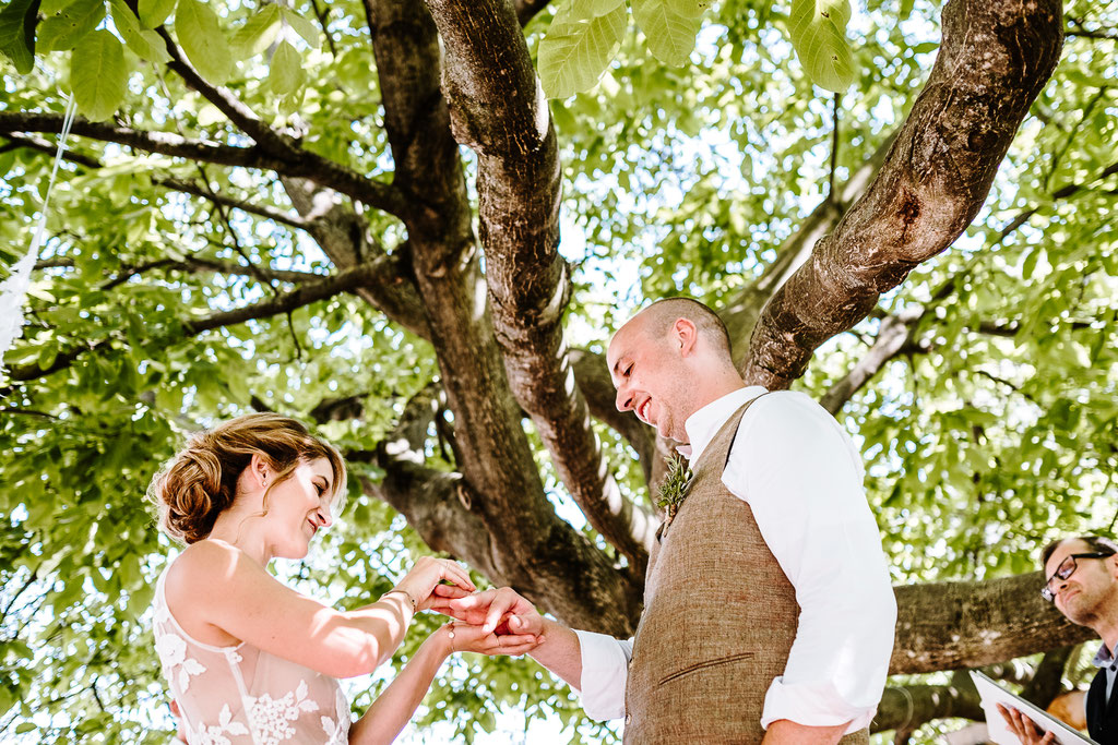 Weddingphotographer Wedding Hochzeit Hochzeitsfotografen Schloss Gut Oberstockstall Salomon Wien Wachau Kirchberg Vintage Boho Weingarten Vineyard mrsrmrgeen mrsmrgreen.at Fotografen Exklusiv