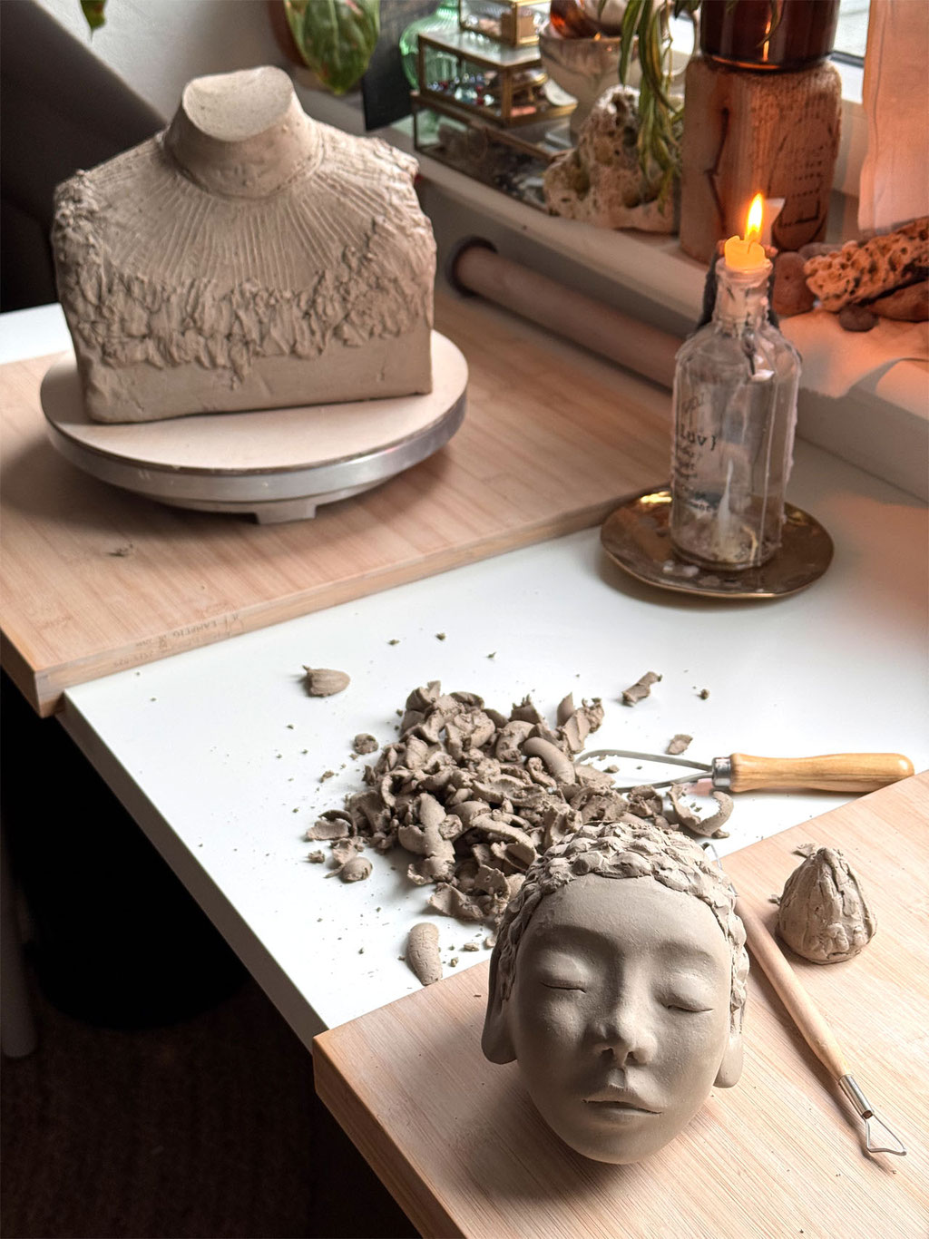 Buddhafigur aus Ton