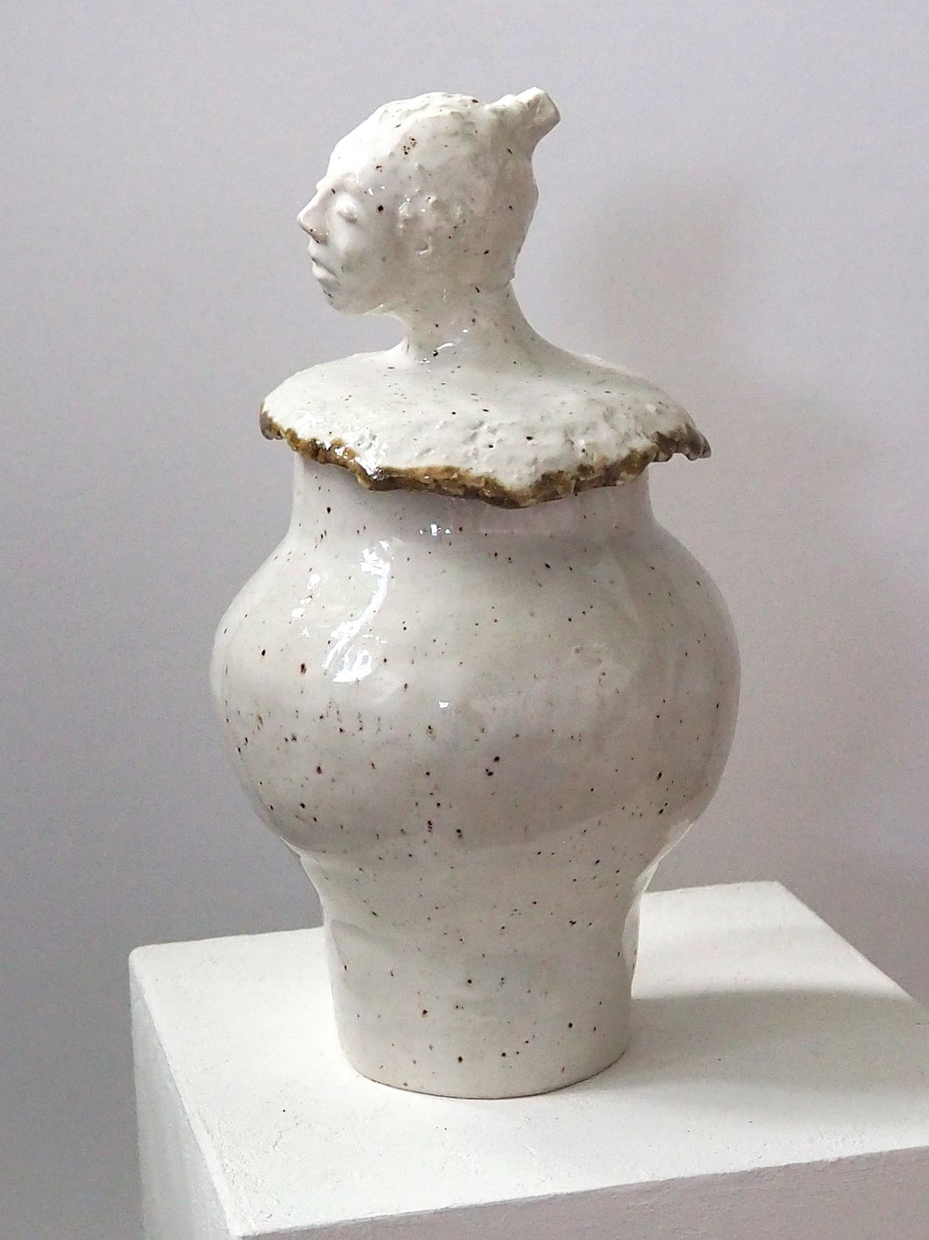 Keramikkunst Skulptur Vase Deckelgefäß, Kunst von Conni Altmann