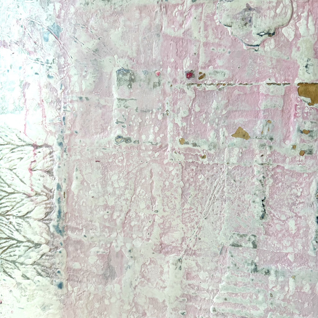 © Conni Altmann, Abstraktes Gemälde "Just beneath the surface", Mixed Media mit Schlagmetall gold auf Sperrholz, ca. 80 x 80 x 2 cm, www.ateliertantetrulla.de