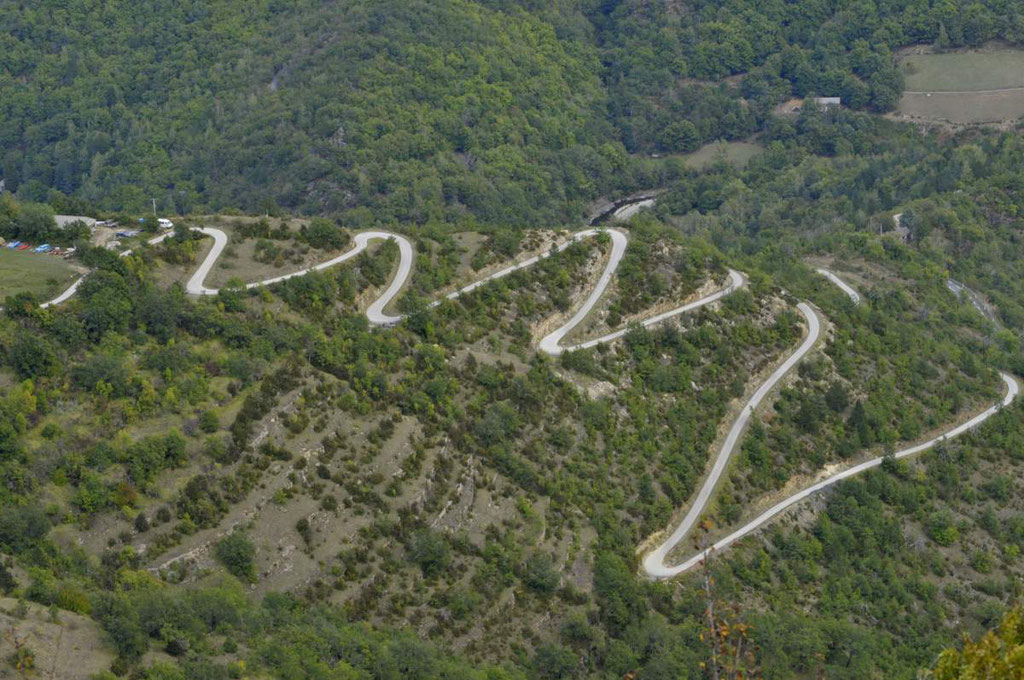 Prendre les petites routes des Cévennes, monter, tourner, balader, redescendre