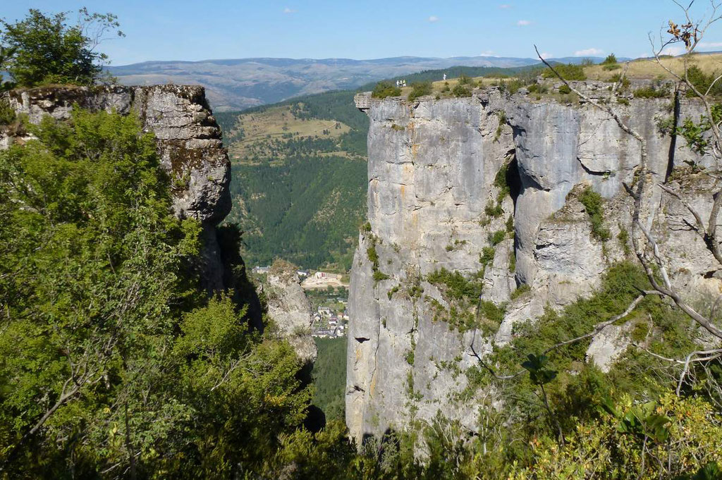 Faire des balades vertigineuses : le rocher de Rochefort