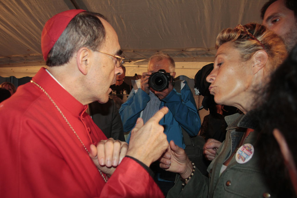 Le Cardinal Philippe Barbarin et Frigide Barjot, lors du renouvellement du vœu des Echevins - Musée de Fourvière - Lyon - 08 Sept 2013 © Pascale Millet 