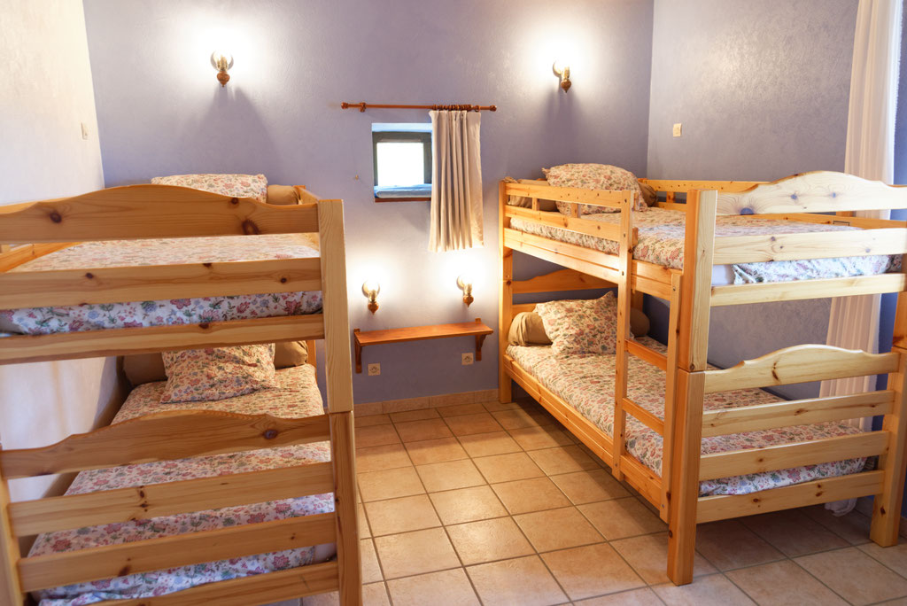 Chambre avec 2 lits superposés (4 couchages)