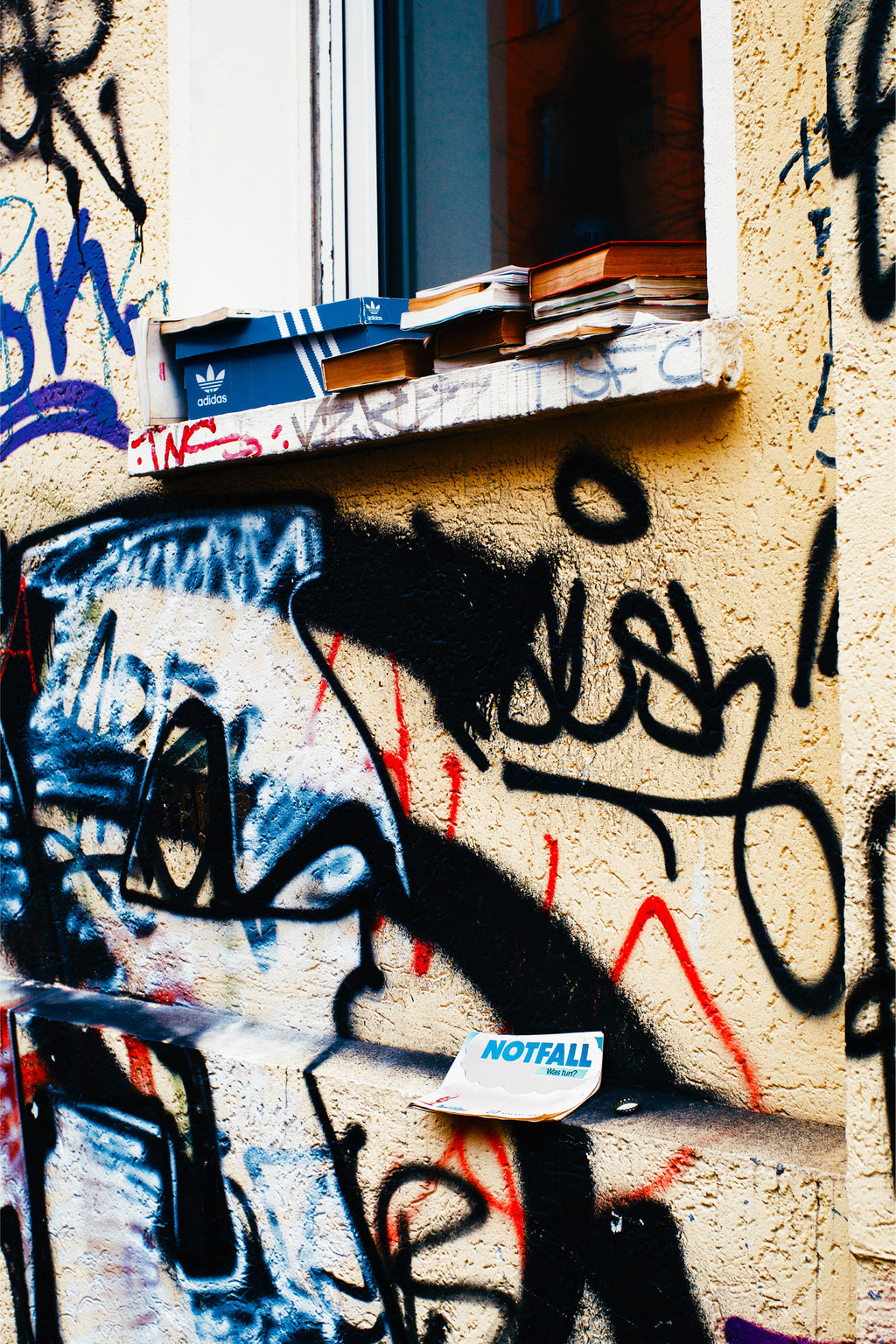 Hausfassade mit Street Art