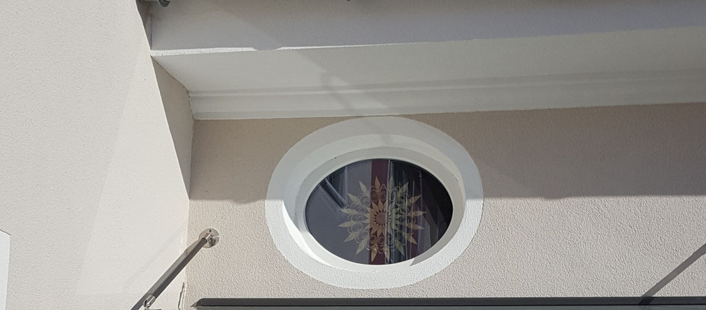 Fenster-Kunststoff rund