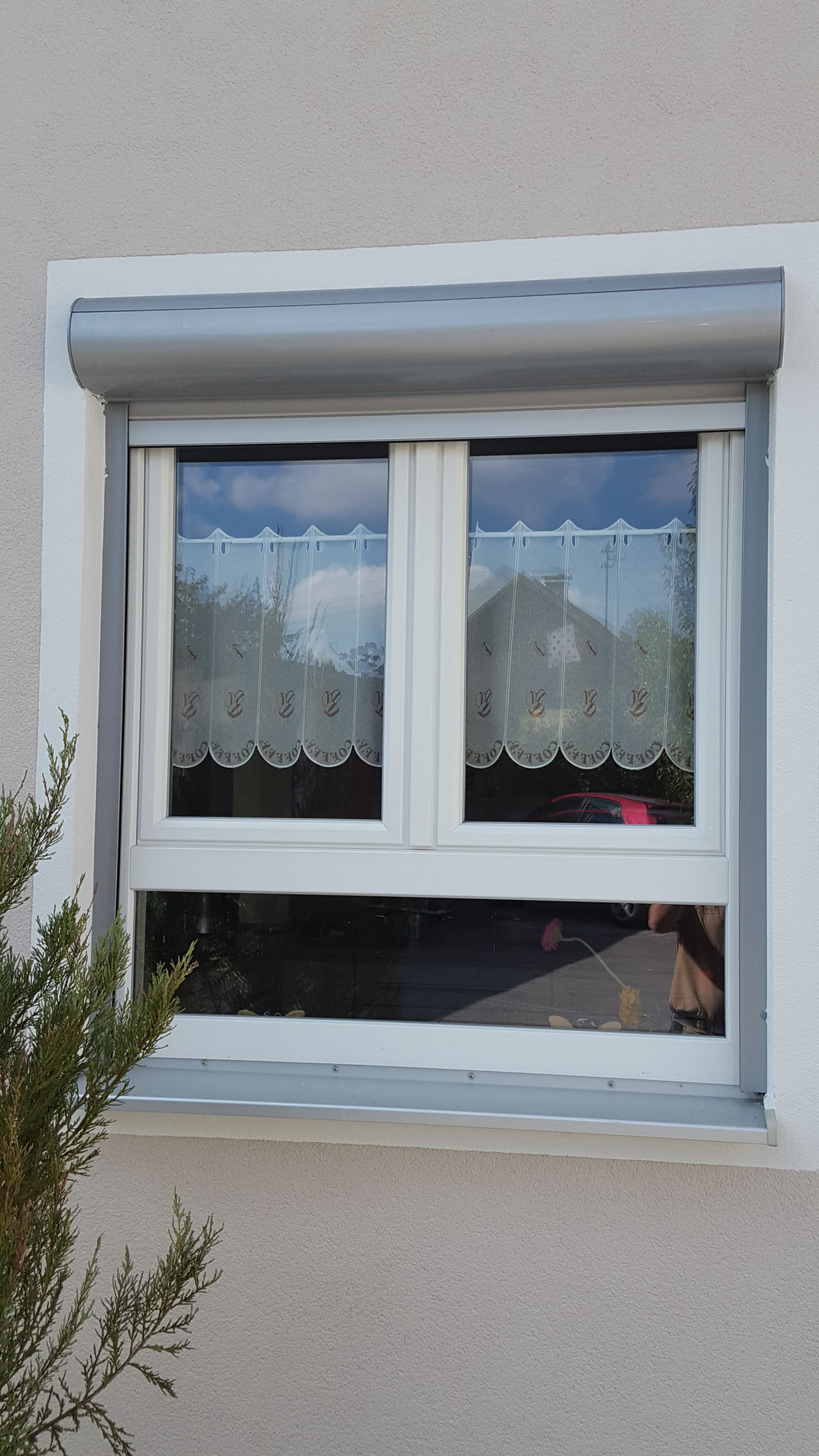 Fenster-Kunststoff unten fix