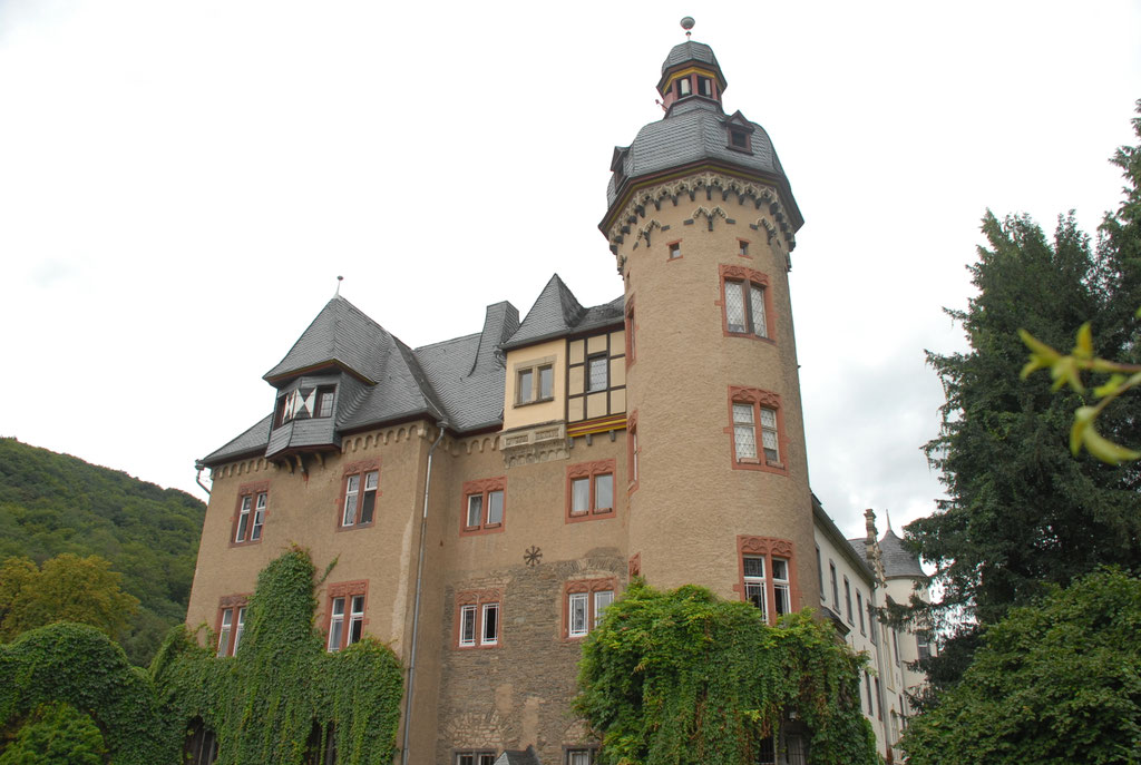 Schloß Narmedy - Hochzeitsfotograf Schloss Narmedy