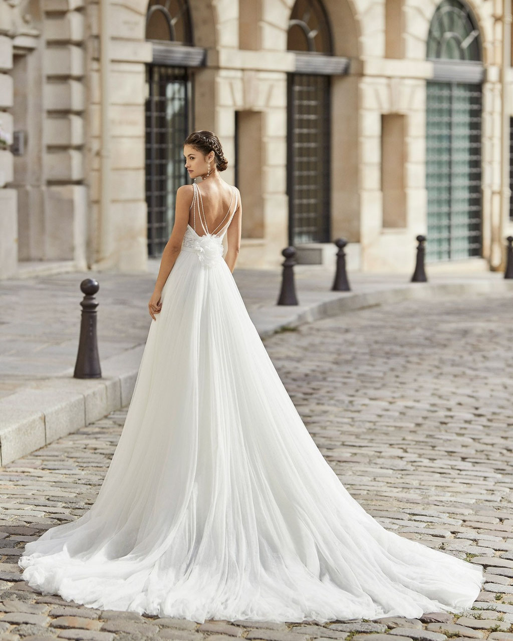 Günstiges Brautkleid Tina von Rosa Clará