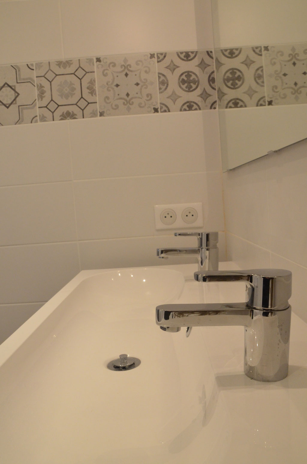 AL Intérieurs, agence architecture intérieur et décoration lyon, rénovation d'une salle de bains design avec carreaux de ciments