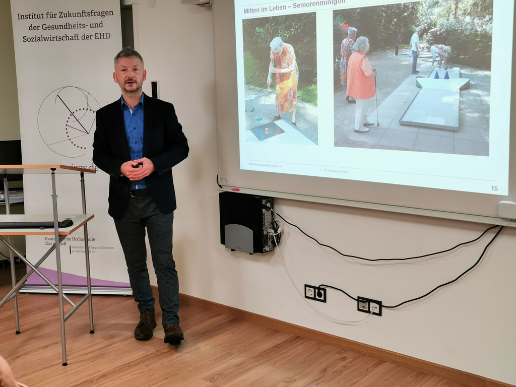 Dr. Matthias Heuberger (IZGS der EHD) stellt die Forschungsergebnisse vom IZGS-Projekt GESCCO vor. | Foto: IZGS der EHD