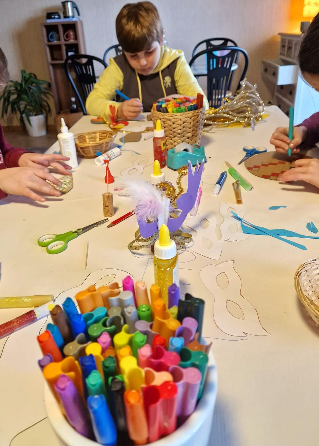 Atelier créatif puidoux, cours de dessin, mercredi après-midi, idée activité, bricoler, créer, peindre, enfant, 7-12 ans