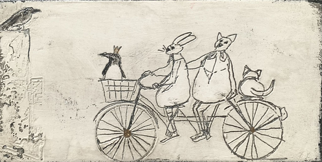 gemaltes unikat mit 2 katzen, hase, pinguin auf dem tandem