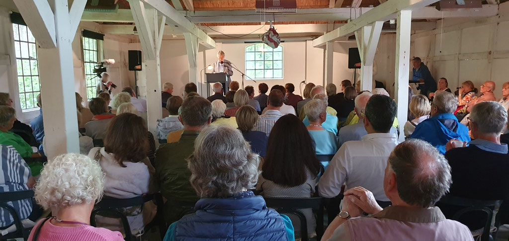 Vernissage Ausstellung Gisbert Jungermann / Gut Seekamp / 27.07.25 / Foto: Wolfgang Brammen