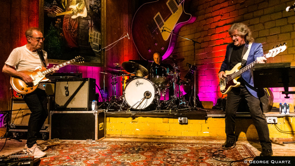 JCM (Mark Clarke, Clem Clempson, Ralph Salmins) in Hannover @ Blues Garage