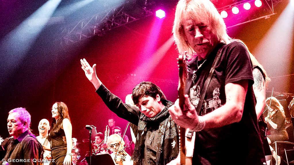 Rick Parfitt (Status Quo), Eric Martin (Mr. Big) - "Rock meets Classic" 2015