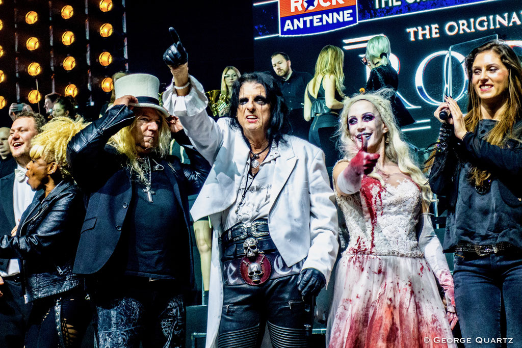 ROCK MEETS CLASSIC, Tour 2020, mit Alice Cooper, Berlin