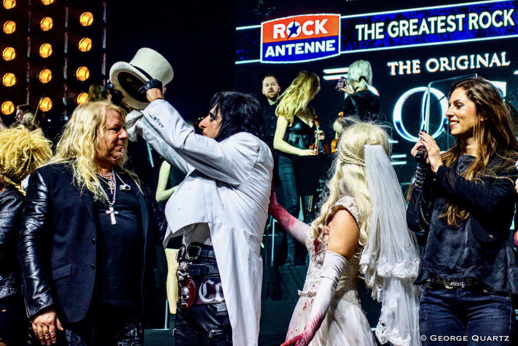 ROCK MEETS CLASSIC, Tour 2020, mit Alice Cooper, Berlin