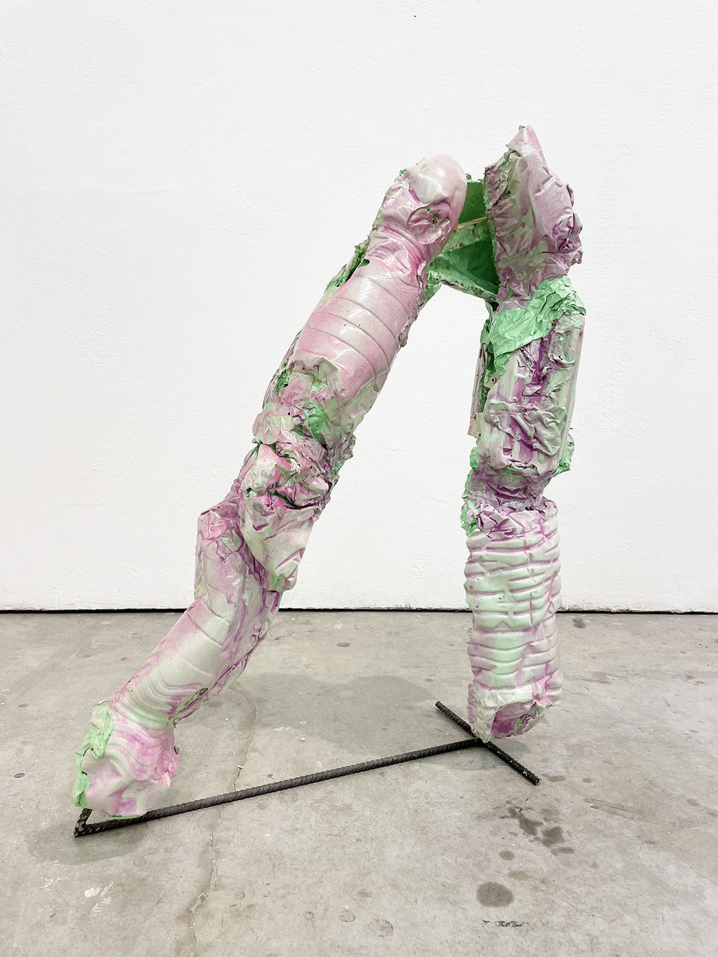 Formaunica #14223, 2023, stained and painted gypsum, jute, wood, steel, 50x70x25 cm