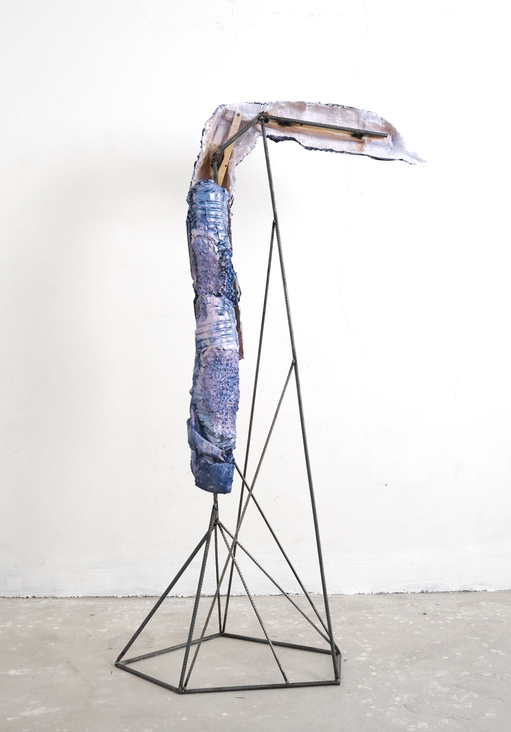 Formaunica Beidaihe Series #22824, 2024, Gypsum, acrylic colours, wood, jute, iron, 155x70x40cm