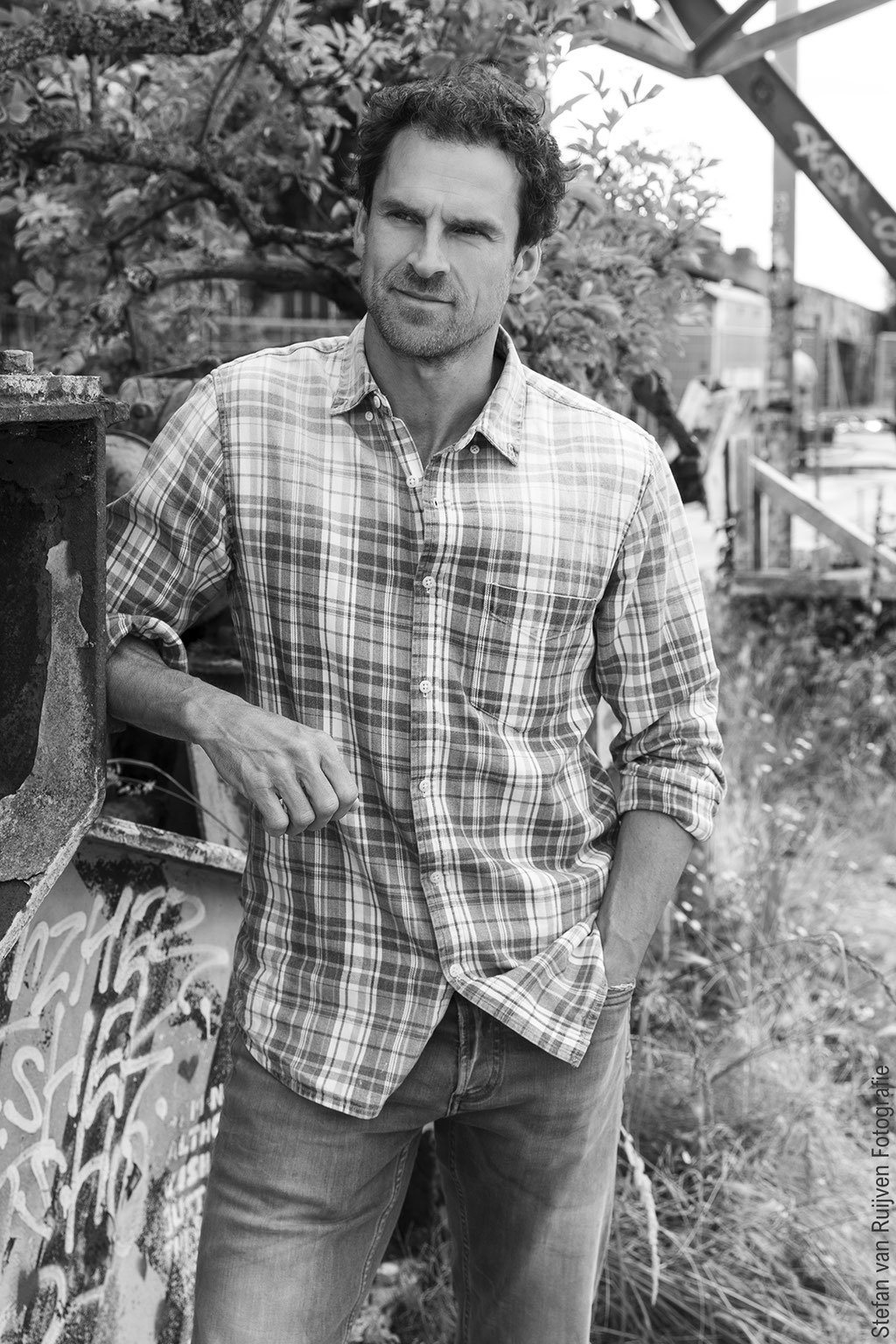 Luuk, NDSM Werf, Frisse Koppen, Thea Meulenberg Casting, The Specials Rotterdam, Daily Models, Stefan van Ruijven Fotografie, Fotograaf, Fotograaf in Amsterdam, Fotograaf op de NDSM Werf, Model, Mannelijk model, Modelportfolio, Castingportfolio, Casting