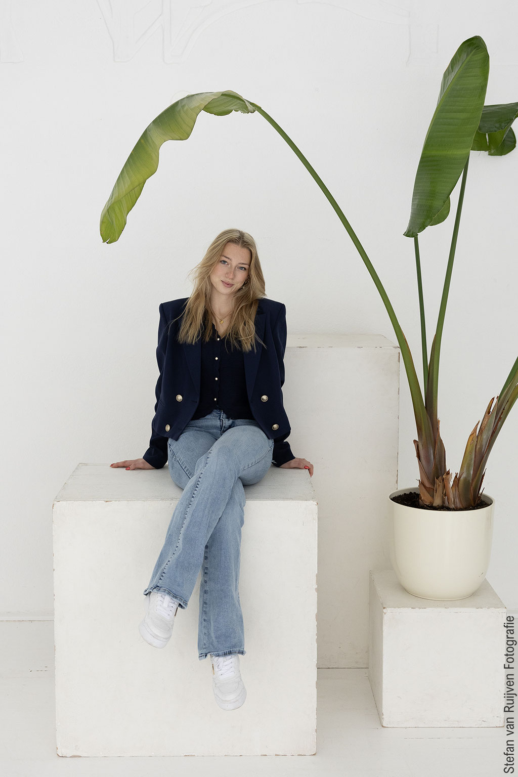 Foto's gemaakt voor het portfolio van Daisy om zichzelf in te kunnen schrijven bij Modellen- en Castingbureaus. Het portfolio is gemaakt door Stefan van Ruijven Fotografie, die is gespecialiseerd in het maken van portfolio voor modellen en acteurs 
