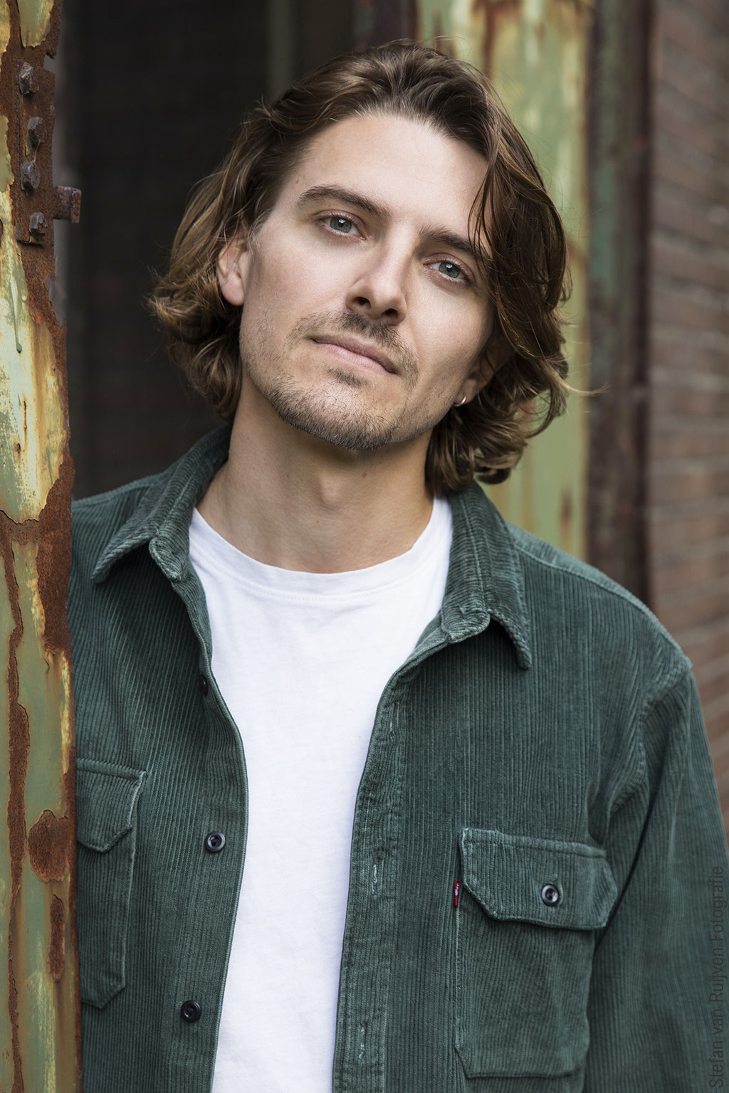Yoeri, Stefan van Ruijven Fotografie, Fotoshoot op het Hembrugterrein in Zaandam, Fotograaf om portfolio te maken, portfolio update, inschrijven als model, inschrijven als acteur, Modellenbureau, Castingbureau, Mannelijk model, Model, Malemodel