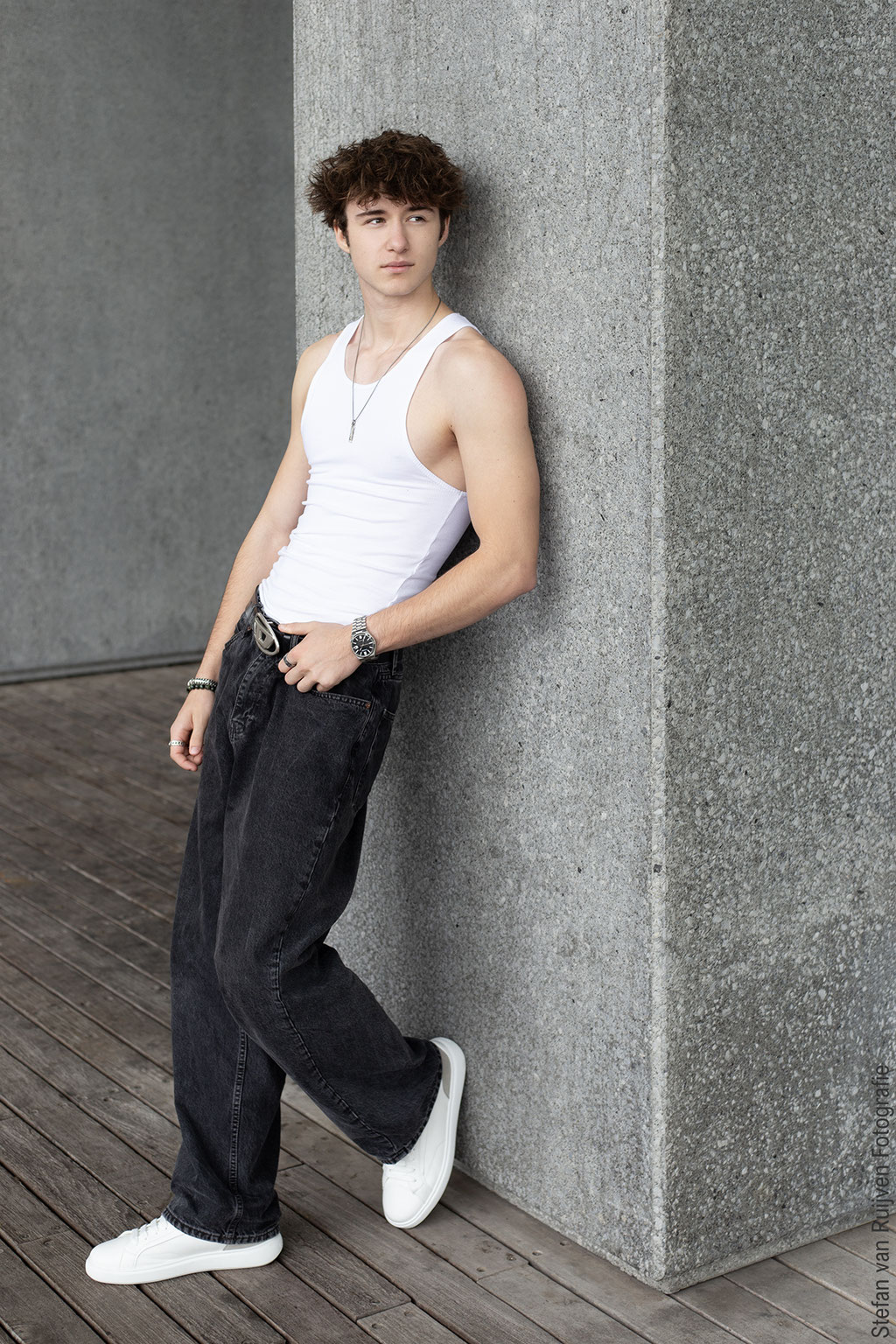 Lars, Shoot, Fotoshoot, Black and White Photography, Fotoshoot in Rotterdam, Photoshoot in Rotterdam, Fotograaf in Rotterdam, Fotograaf om portfolio te laten maken, Inschrijven modellenbureau, Inschrijven Castingbureau, Model, Mannelijk model, Malemodel