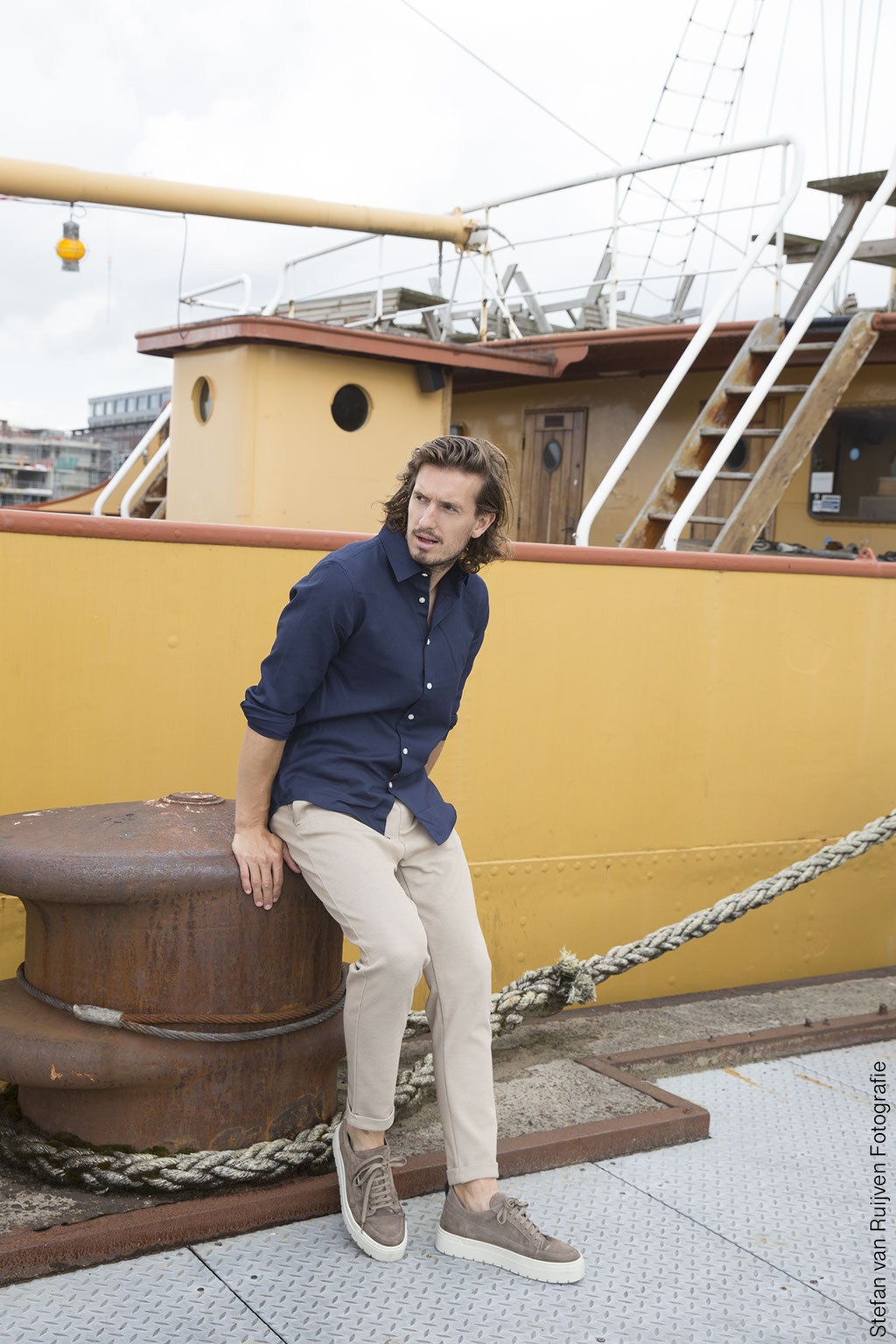 Cle, Clement, Fotografie, Model, Castingmodel, Mannelijk model, Shoot, Fotoshoot, Photoshoot, NDSM Werf, Fotoshoot in Amsterdam, Boot, Haven, Haven bij de NDSM werf, Stefan van Ruijven Fotografie, Fotograaf in Amsterdam, Portfolio laten maken, Fotoshoot