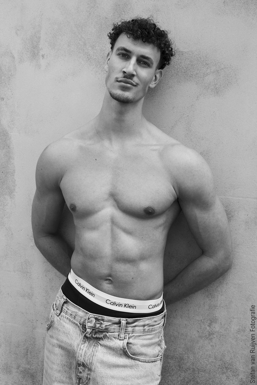Stefan, Fotoshoot in Utrecht, Model, Model worden als man, Inschrijven bij een modellenbureau, Inschrijven bij een castingbureau, Shoot, Fotoshoot, Portfolio laten maken, Stefan van Ruijven Fotografie, Model, Fit, Body, Muscle, Abs, Sixpack