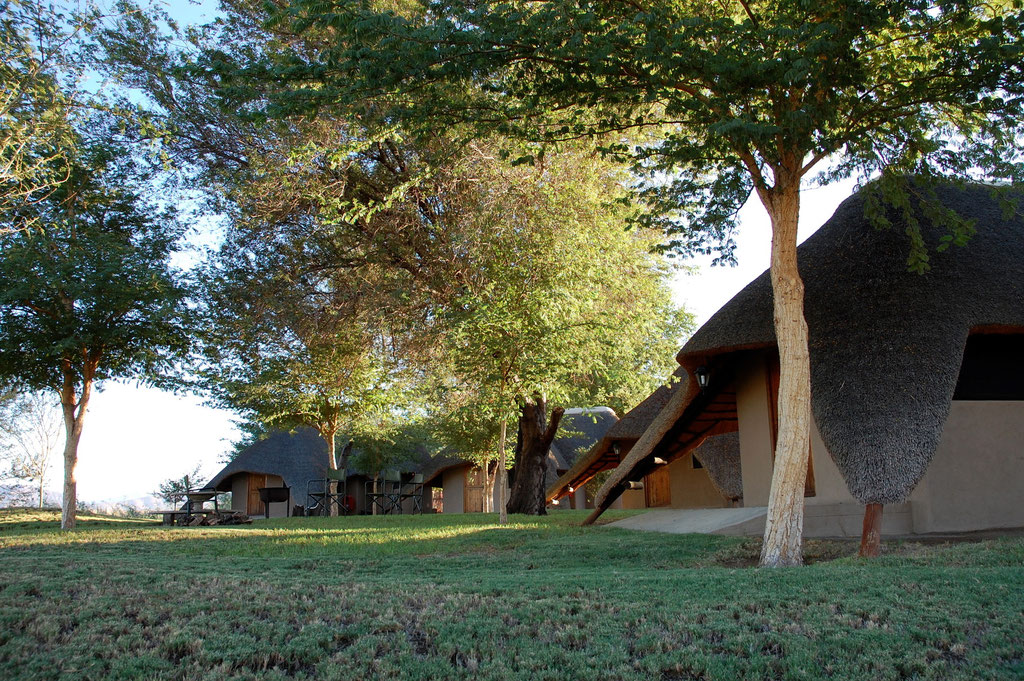 Bungalows direkt am Fluss