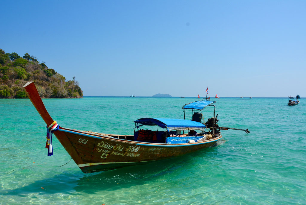 HOTEL LONGTAIL BOAT