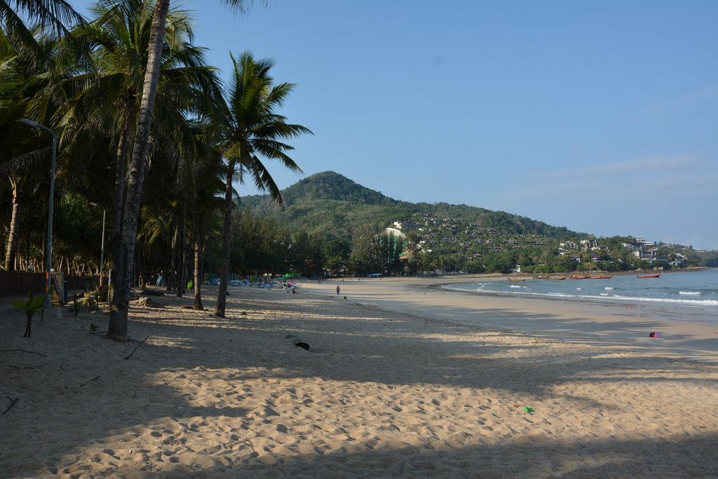 KAMALA BEACH VOR DEM HOTEL